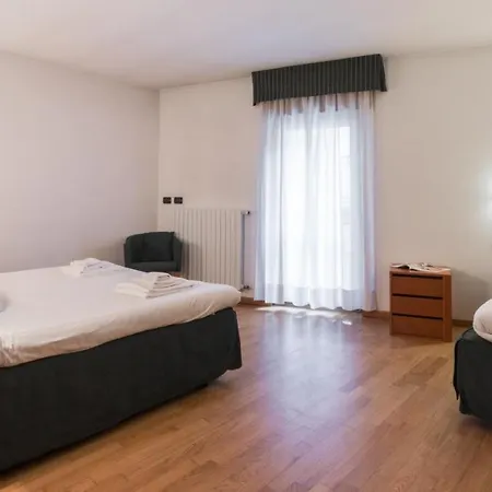 Pizzo Scalino Apartament