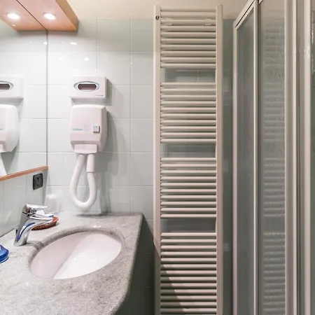 Pizzo Scalino Apartament *