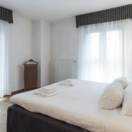 Pizzo Scalino Apartament