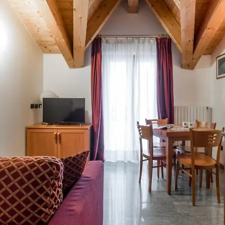 Pizzo Scalino Apartament *